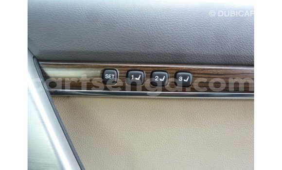 Acheter Import Voiture Toyota Land Cruiser Noir à Import - Dubai, Hhohho Acheter Import Voiture Toyota Land Cruiser Noir à Import - Dubai, Hhohho