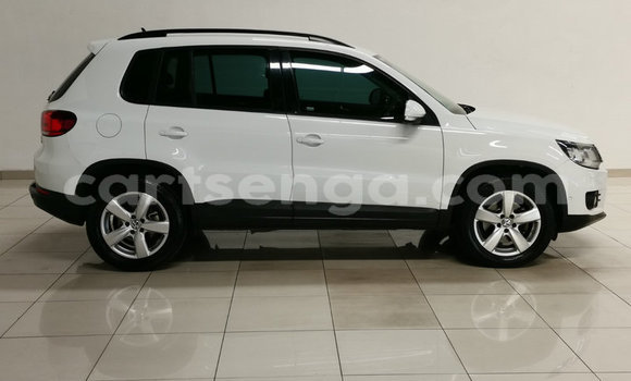 Buy Used Volkswagen Tiguan White Car in Ezulwini in Hhohho Buy Used Volkswagen Tiguan White Car in Ezulwini in Hhohho