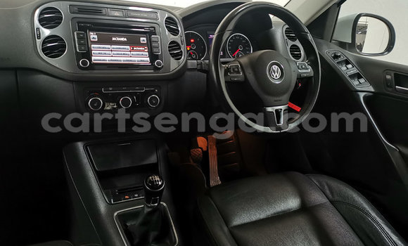 Buy Used Volkswagen Tiguan White Car in Ezulwini in Hhohho Buy Used Volkswagen Tiguan White Car in Ezulwini in Hhohho