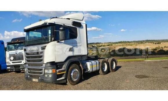 Acheter Occasion Utilitaire Scania R420 Blanc à Hlatikulu, Shiselweni District Acheter Occasion Utilitaire Scania R420 Blanc à Hlatikulu, Shiselweni District