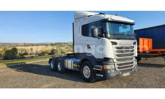 Acheter Occasion Utilitaire Scania R420 Blanc à Hlatikulu, Shiselweni District Acheter Occasion Utilitaire Scania R420 Blanc à Hlatikulu, Shiselweni District