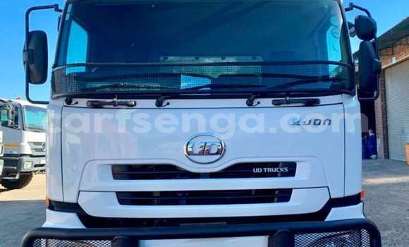 Nunua Ilio tumika Nissan UD White Lori ndani ya Manzini nchini Manzini Nunua Ilio tumika Nissan UD White Lori ndani ya Manzini nchini Manzini