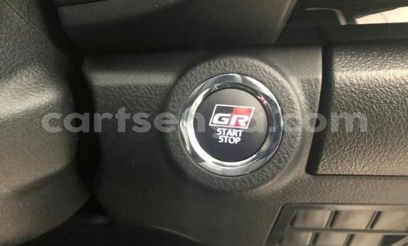 Nunua Ilio tumika Toyota Hilux White Gari ndani ya Manzini nchini Manzini Nunua Ilio tumika Toyota Hilux White Gari ndani ya Manzini nchini Manzini