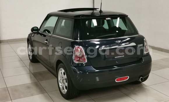 Buy Used MINI Cooper Black Car in Ezulwini in Hhohho Buy Used MINI Cooper Black Car in Ezulwini in Hhohho