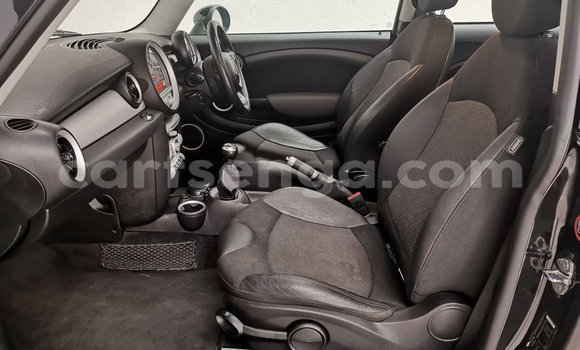 Buy Used MINI Cooper Black Car in Ezulwini in Hhohho Buy Used MINI Cooper Black Car in Ezulwini in Hhohho