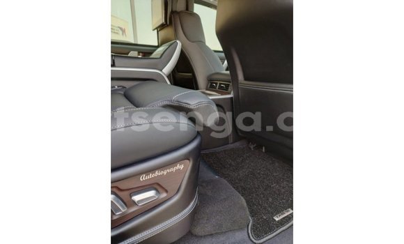 Nunua Imported Toyota Land Cruiser Black Gari ndani ya Import - Dubai nchini Hhohho Nunua Imported Toyota Land Cruiser Black Gari ndani ya Import - Dubai nchini Hhohho