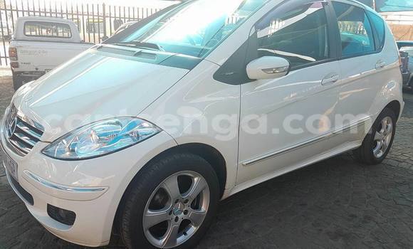 Nunua Ilio tumika Mercedes‒Benz A–Class White Gari ndani ya Hlatikulu nchini Wilaya ya Shiselweni Nunua Ilio tumika Mercedes‒Benz A–Class White Gari ndani ya Hlatikulu nchini Wilaya ya Shiselweni