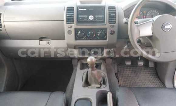 Nunua Ilio tumika Nissan Navara White Gari ndani ya Ezulwini nchini Hhohho Nunua Ilio tumika Nissan Navara White Gari ndani ya Ezulwini nchini Hhohho