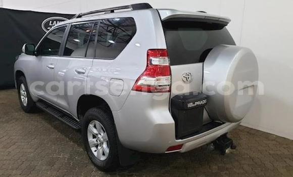 Acheter Occasion Voiture Toyota Land Cruiser Prado Blanc à Ezulwini, Hhohho Acheter Occasion Voiture Toyota Land Cruiser Prado Blanc à Ezulwini, Hhohho