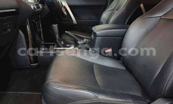 Acheter Occasion Voiture Toyota Land Cruiser Prado Blanc à Ezulwini, Hhohho Acheter Occasion Voiture Toyota Land Cruiser Prado Blanc à Ezulwini, Hhohho