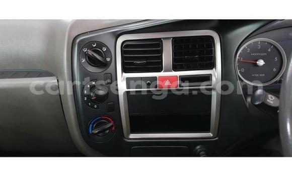 Acheter Occasion Utilitaire Hyundai H200 Blanc à Malkerns, Manzini Acheter Occasion Utilitaire Hyundai H200 Blanc à Malkerns, Manzini