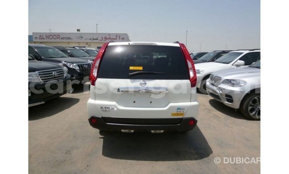 Acheter Import Utilitaire Nissan Evalia Blanc à Import - Dubai, Hhohho Acheter Import Utilitaire Nissan Evalia Blanc à Import - Dubai, Hhohho