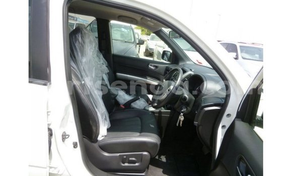 Acheter Import Utilitaire Nissan Evalia Blanc à Import - Dubai, Hhohho Acheter Import Utilitaire Nissan Evalia Blanc à Import - Dubai, Hhohho