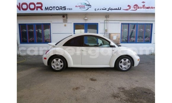 Acheter Import Voiture Volkswagen Beetle Blanc à Import - Dubai, Hhohho Acheter Import Voiture Volkswagen Beetle Blanc à Import - Dubai, Hhohho