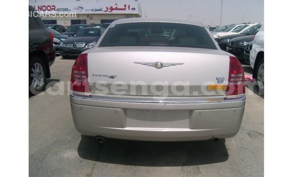 Acheter Import Voiture Chrysler 300 Beige à Import - Dubai, Hhohho Acheter Import Voiture Chrysler 300 Beige à Import - Dubai, Hhohho