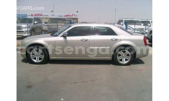 Acheter Import Voiture Chrysler 300 Beige à Import - Dubai, Hhohho Acheter Import Voiture Chrysler 300 Beige à Import - Dubai, Hhohho