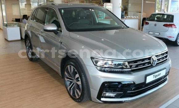 Nunua Ilio tumika Volkswagen Tiguan Silver Gari ndani ya Bulembu nchini Hhohho Nunua Ilio tumika Volkswagen Tiguan Silver Gari ndani ya Bulembu nchini Hhohho