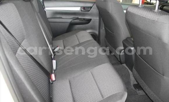 Acheter Occasion Voiture Toyota Hilux Blanc à Manzini, Manzini Acheter Occasion Voiture Toyota Hilux Blanc à Manzini, Manzini