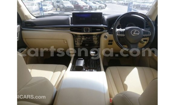 Acheter Import Voiture Lexus LX Blanc à Import - Dubai, Hhohho Acheter Import Voiture Lexus LX Blanc à Import - Dubai, Hhohho