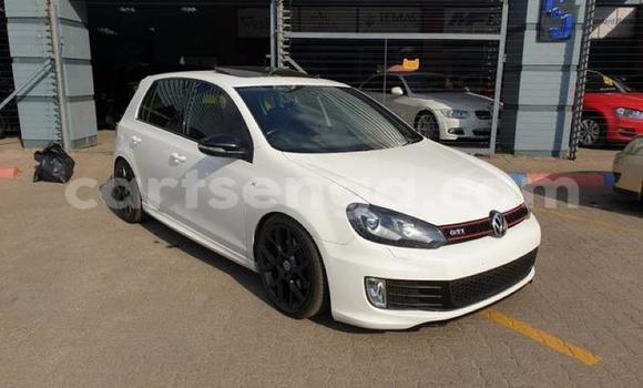 Nunua Ilio tumika Volkswagen Golf GTI White Gari ndani ya Bulembu nchini Hhohho Nunua Ilio tumika Volkswagen Golf GTI White Gari ndani ya Bulembu nchini Hhohho