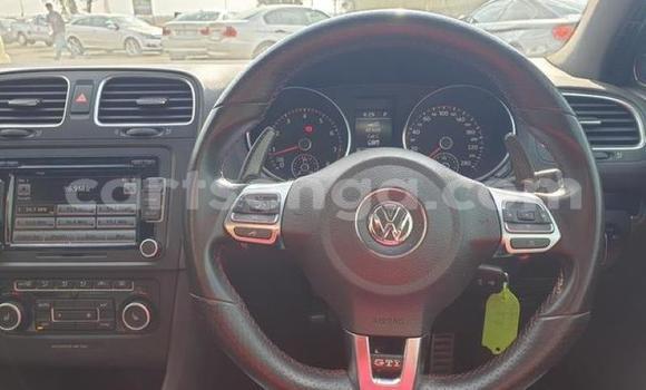 Nunua Ilio tumika Volkswagen Golf GTI White Gari ndani ya Bulembu nchini Hhohho Nunua Ilio tumika Volkswagen Golf GTI White Gari ndani ya Bulembu nchini Hhohho