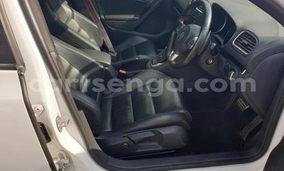 Nunua Ilio tumika Volkswagen Golf GTI White Gari ndani ya Bulembu nchini Hhohho Nunua Ilio tumika Volkswagen Golf GTI White Gari ndani ya Bulembu nchini Hhohho