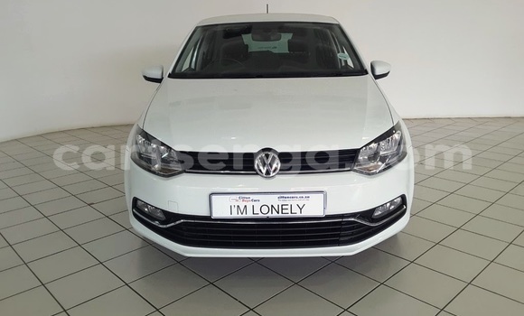 Nunua Ilio tumika Volkswagen Polo White Gari ndani ya Ezulwini nchini Hhohho Nunua Ilio tumika Volkswagen Polo White Gari ndani ya Ezulwini nchini Hhohho