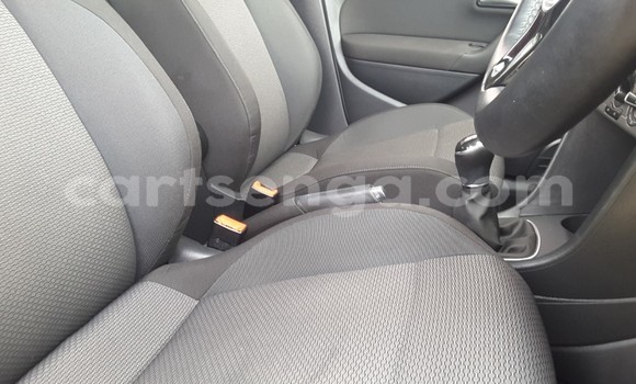 Nunua Ilio tumika Volkswagen Polo White Gari ndani ya Ezulwini nchini Hhohho Nunua Ilio tumika Volkswagen Polo White Gari ndani ya Ezulwini nchini Hhohho