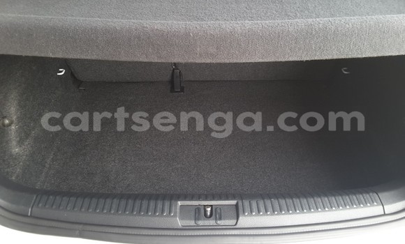 Nunua Ilio tumika Volkswagen Polo White Gari ndani ya Ezulwini nchini Hhohho Nunua Ilio tumika Volkswagen Polo White Gari ndani ya Ezulwini nchini Hhohho