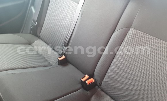 Nunua Ilio tumika Volkswagen Polo White Gari ndani ya Ezulwini nchini Hhohho Nunua Ilio tumika Volkswagen Polo White Gari ndani ya Ezulwini nchini Hhohho