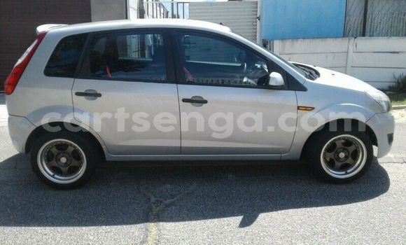 Nunua Ilio tumika Ford Fiesta Silver Gari ndani ya Hlatikulu nchini Wilaya ya Shiselweni Nunua Ilio tumika Ford Fiesta Silver Gari ndani ya Hlatikulu nchini Wilaya ya Shiselweni