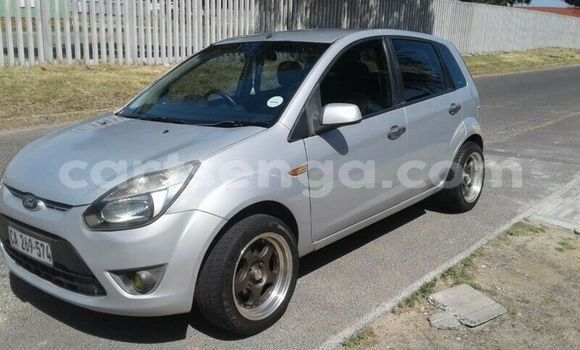 Nunua Ilio tumika Ford Fiesta Silver Gari ndani ya Hlatikulu nchini Wilaya ya Shiselweni Nunua Ilio tumika Ford Fiesta Silver Gari ndani ya Hlatikulu nchini Wilaya ya Shiselweni