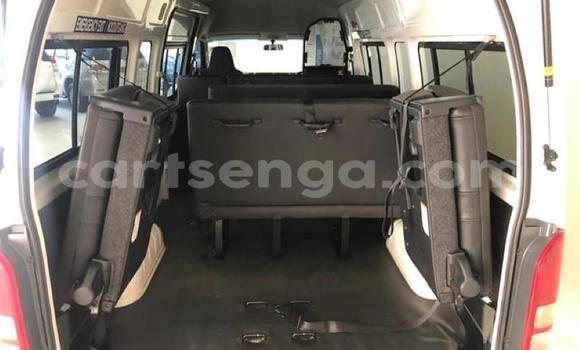 Acheter Occasion Voiture Toyota Hiace Blanc à Ezulwini, Hhohho Acheter Occasion Voiture Toyota Hiace Blanc à Ezulwini, Hhohho