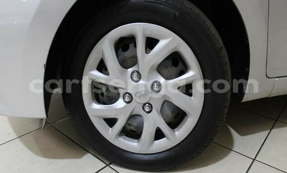 Nunua Ilio tumika Hyundai i10 Silver Gari ndani ya Ezulwini nchini Hhohho Nunua Ilio tumika Hyundai i10 Silver Gari ndani ya Ezulwini nchini Hhohho