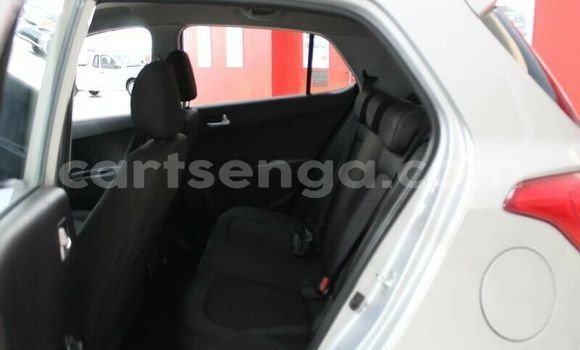 Nunua Ilio tumika Hyundai i10 Silver Gari ndani ya Ezulwini nchini Hhohho Nunua Ilio tumika Hyundai i10 Silver Gari ndani ya Ezulwini nchini Hhohho