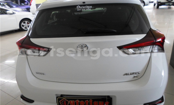 Nunua Ilio tumika Toyota Auris White Gari ndani ya Ezulwini nchini Hhohho Nunua Ilio tumika Toyota Auris White Gari ndani ya Ezulwini nchini Hhohho