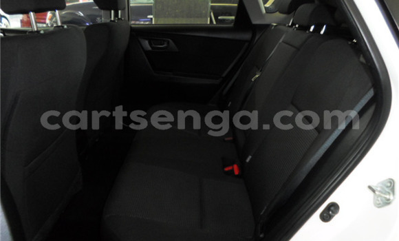 Nunua Ilio tumika Toyota Auris White Gari ndani ya Ezulwini nchini Hhohho Nunua Ilio tumika Toyota Auris White Gari ndani ya Ezulwini nchini Hhohho