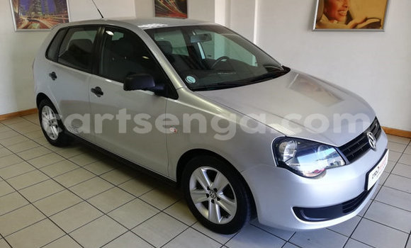 Nunua Ilio tumika Volkswagen Polo Silver Gari ndani ya Ezulwini nchini Hhohho Nunua Ilio tumika Volkswagen Polo Silver Gari ndani ya Ezulwini nchini Hhohho