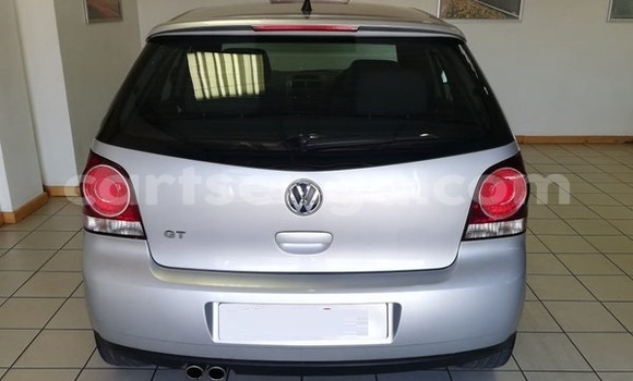 Nunua Ilio tumika Volkswagen Polo Silver Gari ndani ya Ezulwini nchini Hhohho Nunua Ilio tumika Volkswagen Polo Silver Gari ndani ya Ezulwini nchini Hhohho