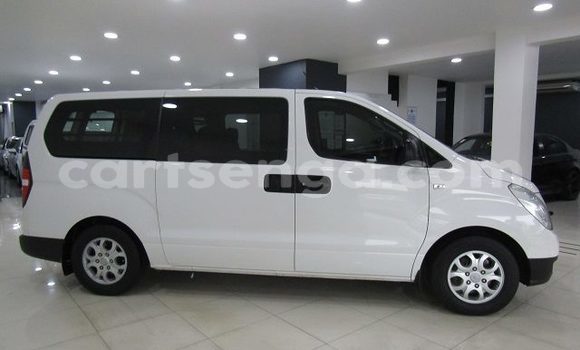 Nunua Ilio tumika Hyundai H1 White Gari ndani ya Big Bend nchini Wilaya ya Lubombo Nunua Ilio tumika Hyundai H1 White Gari ndani ya Big Bend nchini Wilaya ya Lubombo