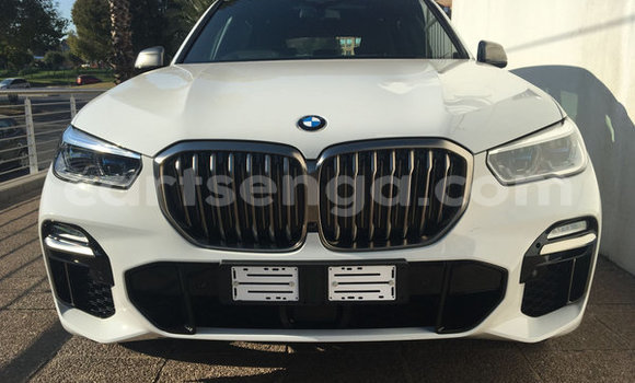 Nunua Ilio tumika BMW X5 White Gari ndani ya Ezulwini nchini Hhohho Nunua Ilio tumika BMW X5 White Gari ndani ya Ezulwini nchini Hhohho