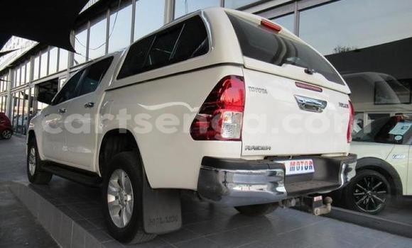 Acheter Occasion Voiture Toyota Hilux Blanc à Manzini, Manzini Acheter Occasion Voiture Toyota Hilux Blanc à Manzini, Manzini