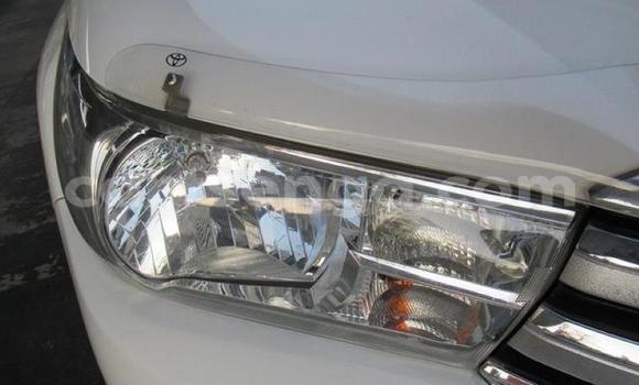 Acheter Occasion Voiture Toyota Hilux Blanc à Manzini, Manzini Acheter Occasion Voiture Toyota Hilux Blanc à Manzini, Manzini