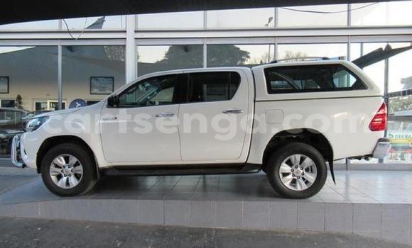 Acheter Occasion Voiture Toyota Hilux Blanc à Manzini, Manzini Acheter Occasion Voiture Toyota Hilux Blanc à Manzini, Manzini