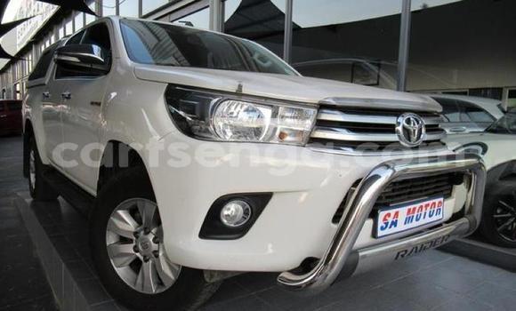 Acheter Occasion Voiture Toyota Hilux Blanc à Manzini, Manzini Acheter Occasion Voiture Toyota Hilux Blanc à Manzini, Manzini