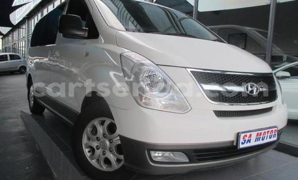 Acheter Occasion Voiture Hyundai H1 Blanc à Manzini, Manzini Acheter Occasion Voiture Hyundai H1 Blanc à Manzini, Manzini