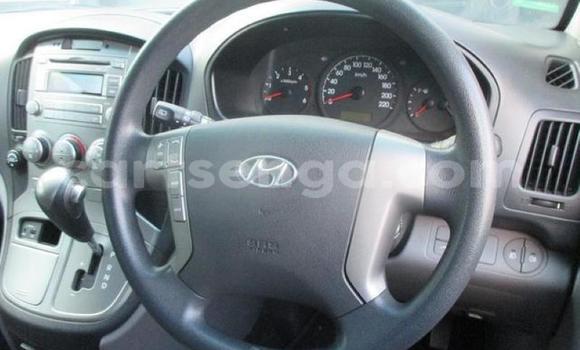 Acheter Occasion Voiture Hyundai H1 Blanc à Manzini, Manzini Acheter Occasion Voiture Hyundai H1 Blanc à Manzini, Manzini