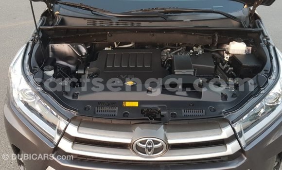 Buy Import Toyota Highlander Other Car in Import - Dubai in Hhohho Buy Import Toyota Highlander Other Car in Import - Dubai in Hhohho