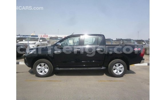 Nunua Imported Toyota Hilux Black Gari ndani ya Import - Dubai nchini Hhohho Nunua Imported Toyota Hilux Black Gari ndani ya Import - Dubai nchini Hhohho