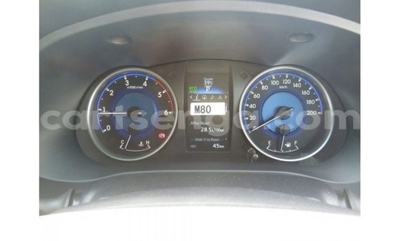 Nunua Imported Toyota Hilux Black Gari ndani ya Import - Dubai nchini Hhohho Nunua Imported Toyota Hilux Black Gari ndani ya Import - Dubai nchini Hhohho